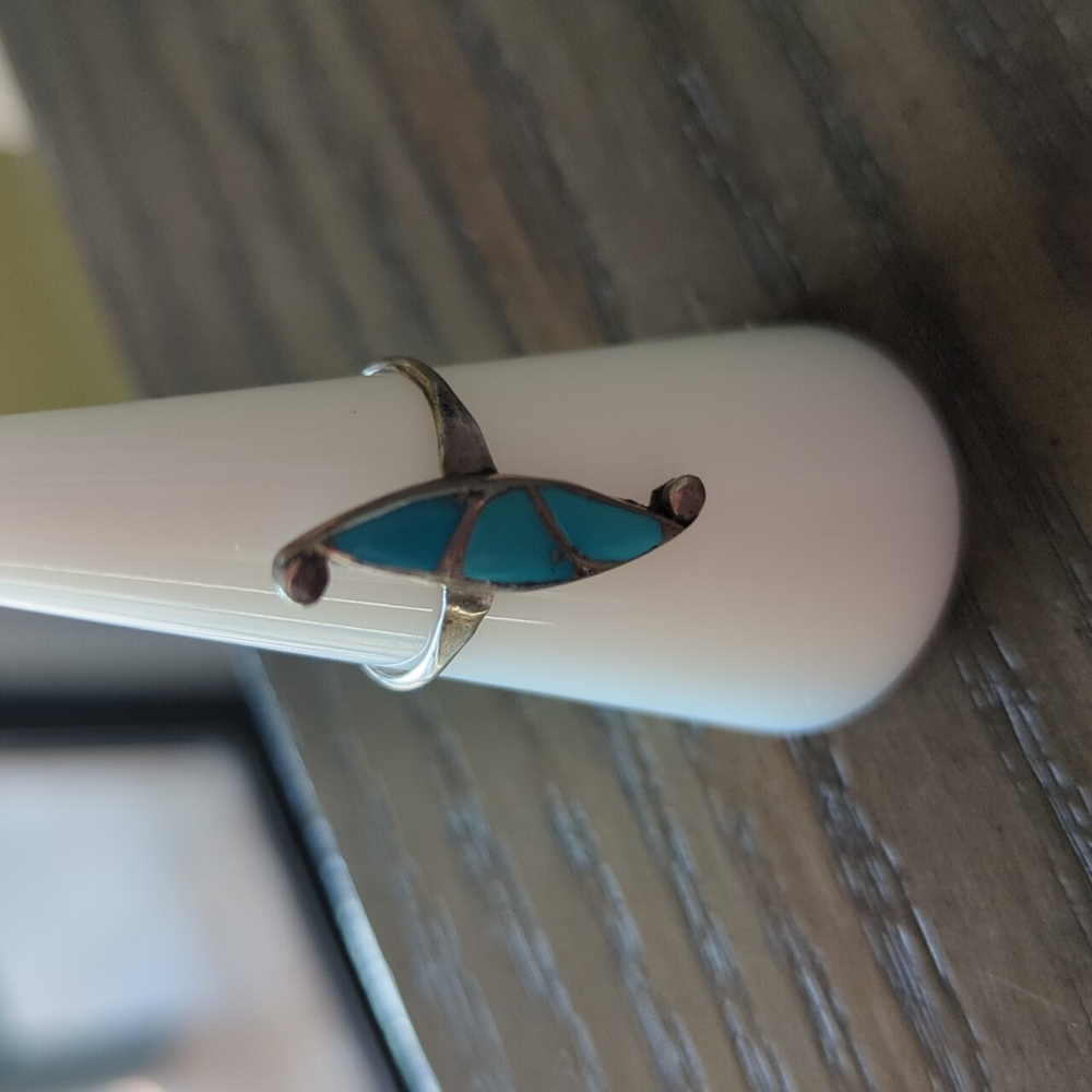 Native American Inlaid Vintage Turquoise Ring - Picture 4 of 7